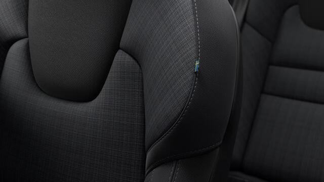 Volvo V60 2.0 T6 Plug-in hybrid AWD Essential | Direct Beschikbaar | 350 PK Systeemvermogen |Adaptieve Cruise Control | Dodehoekwaarschuwing | Stoel/Stuurverwarming | Achteruitrijcamera |