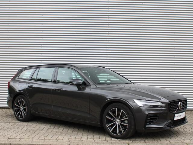 Volvo V60 2.0 T6 Plug-in hybrid AWD Plus Dark Automaat / 360* camera / Trekhaak / Verwarmd voorraam / Google Maps