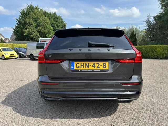 Volvo V60 2.0 T6 Plug-in hybrid AWD Plus Dark Ned. auto