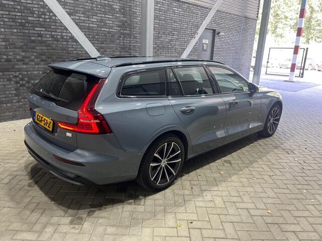 Volvo V60 T6 Plug-in hybrid Plus Dark | ACC | Keyless | Camera | Stoelverwarming | Leder