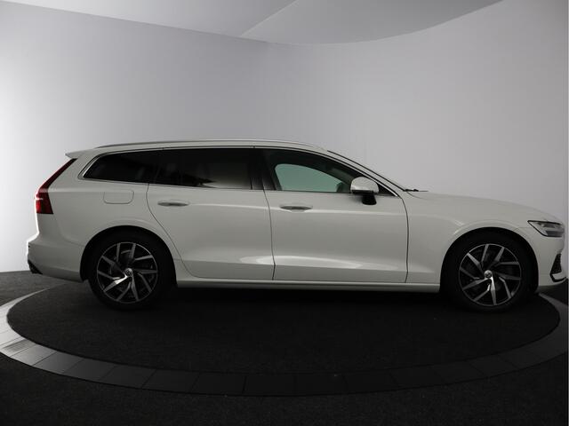 Volvo V60 2.0 T6 Twin Engine AWD Inscription | Harman Kardon | Trekhaak