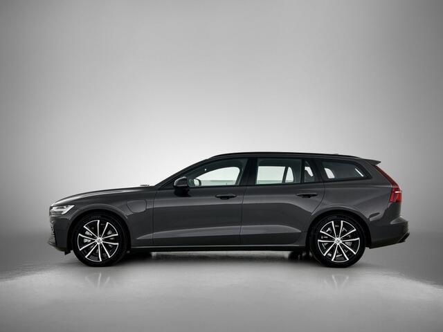 Volvo V60 2.0 T6 Plus Dark | Trekhaak | Sport Leder | 360* | Blis | Pilot
