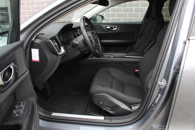 Volvo V60 2.0 B3 Business Pro / Carplay / Camera / N.A.P.