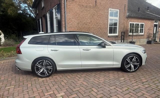 Volvo V60 2.0 T6 Recharge AWD R-Design Leer-Trekhaak