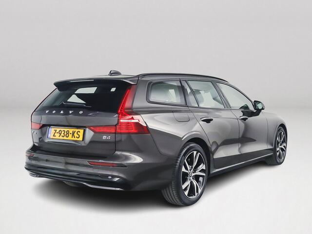 Volvo V60 B4 Aut. Plus Dark | Parkeercamera | Stoel- en stuurverwarming | Trekhaak