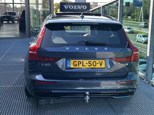 Volvo V60 2.0 T6 Plug-in hybrid AWD Plus Dark Panorama dak, Harman-Kardon premium Audio, Verwarmde stoelen V+A, Verwarmd stuurwiel, Trekhaak Semi Elektrisch, Parkeer Camera 360Gr.
