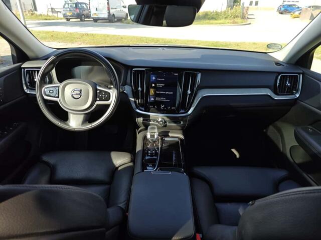 Volvo V60 T6 Recharge AWD Inscription | Rijklaarprijs | Trekhaak | Pano dak |