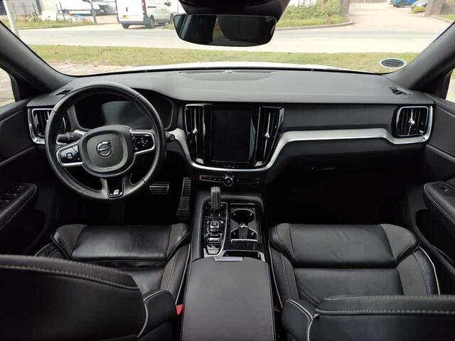 Volvo V60 T8 Twin Engine AWD R-Design | Rijklaarprijs | Trekhaak |
