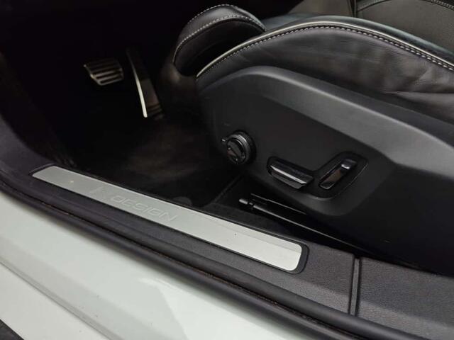 Volvo V60 T8 Twin Engine AWD R-Design | Rijklaarprijs | Trekhaak |