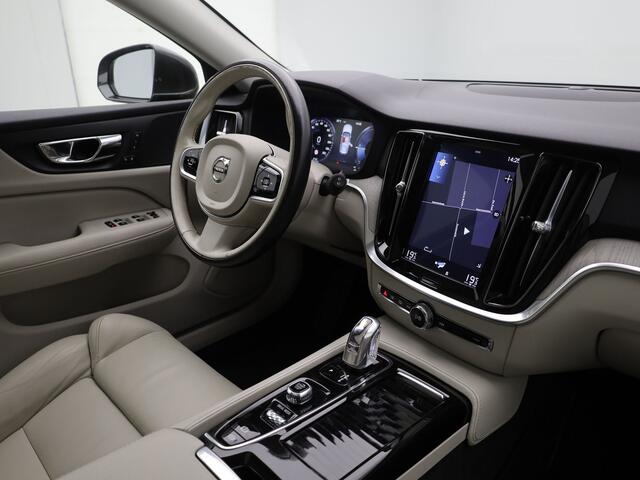 Volvo V60 2.0 T8 Twin Engine AWD Inscription | PANO | CAMERA | MEMORY | KEYLESS | TREKHAAK