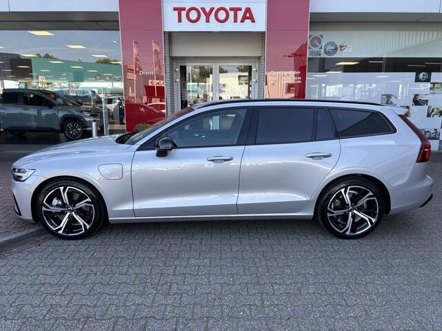 Volvo V60 2.0 T6 Recharge Plus Dark | Trekhaak | 360 camera | Harman Kardo