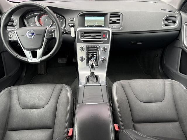 Volvo V60 1.5 T2 Nordic+ | Bi-Xenon | Standkachel | Stoelverwarming | Parkeersensoren | High Performance audio |