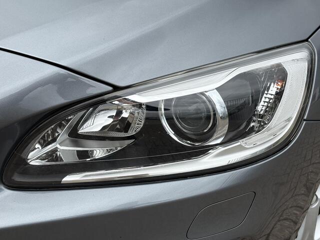 Volvo V60 1.5 T2 Nordic+ | Bi-Xenon | Standkachel | Stoelverwarming | Parkeersensoren | High Performance audio |