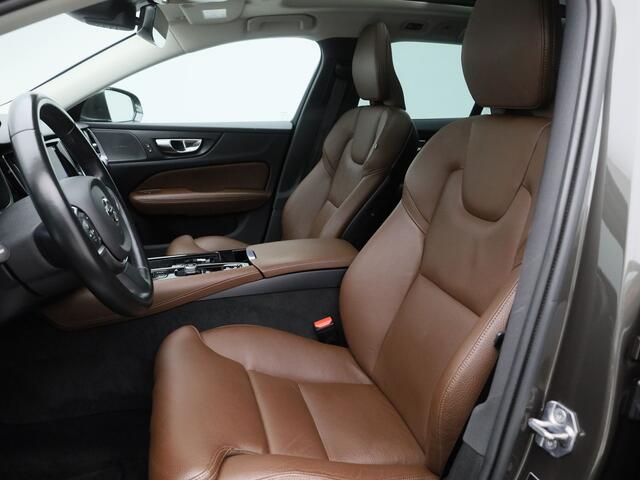 Volvo V60 2.0 T8 Twin Engine AWD Momentum | PANO | CAMERA | ADAPTIVE | H&K | KEYLESS