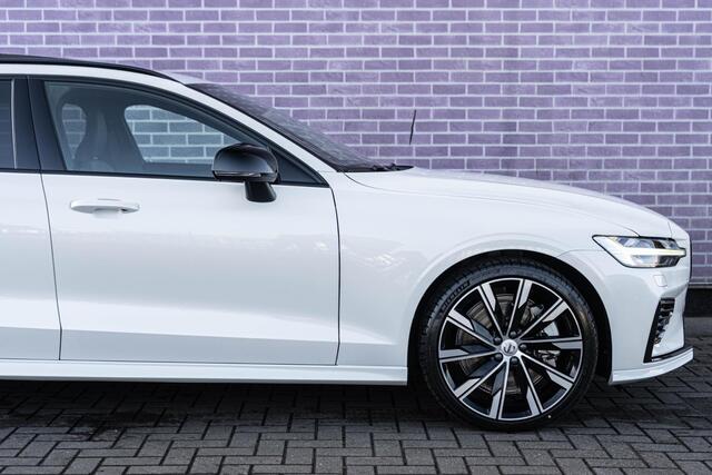 Volvo V60 T6 Recharge AWD Ultra Dark | Styling Kit | Sport Pack | Sportstoelen | Head-Up Display | Schuif-/Kanteldak | Getint Glas | Dodehoekdetectie | Harman Kardon Audio | Stuur-/Stoelverwarming Voor + Achter | Elek. Achterklep | 20" LM | | Google | Longe Range