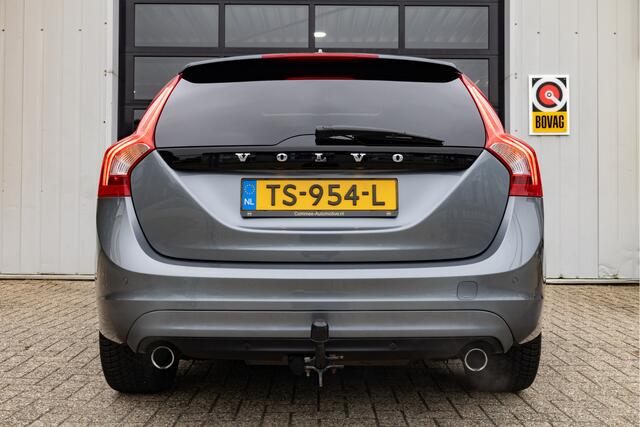 Volvo V60 2.0 T4 190PK Summum ?1JaarBOVAG?NAV?Leer?Schuifdak?Trekhaak