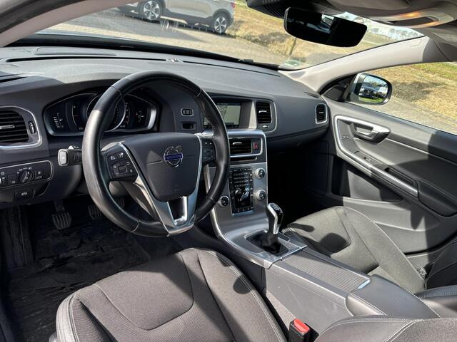 Volvo V60 2.0 T4 Nordic+ | Adaptive Cruise Control | Standkachel | Nieuwstaat! | Dealeronderhouden |