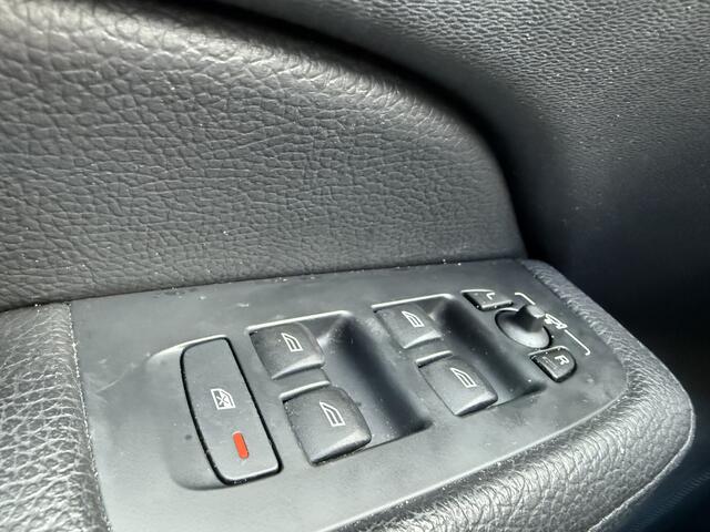 Volvo V60 2.0 B3 Momentum Advantage NIEUW BINNEN !!