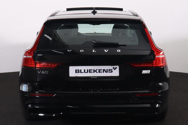 Volvo V60 T8 Recharge AWD Ultimate Dark - Panorama/schuifdak - IntelliSafe Assist & Surround - 360º Camera - Bowers & Wilkins audio - Adaptieve LED koplampen - Verwarmde voorstoelen, stuur & achterbank - Parkeersensoren voor & achter - Elektr. bedienb. voorstoelen