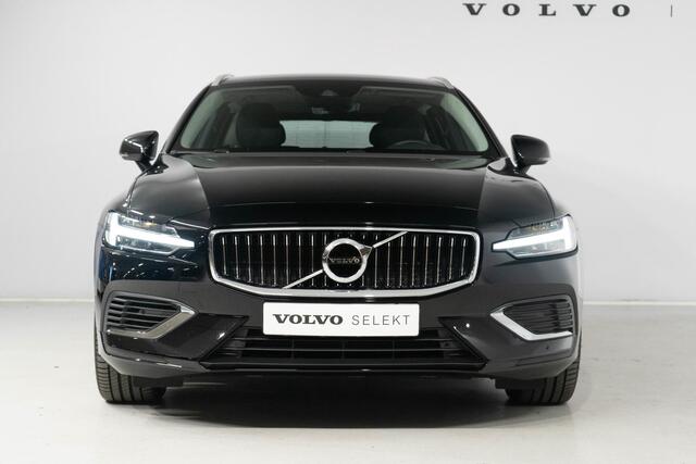Volvo V60 T6 340PK Automaat Recharge AWD Inscription Semi-elektrisch inklapbare trekhaak / Lederen bekleding / Stoel- en stuurverwarming / Harman Kardon / Volvo On-Call / Keyless Entry / Elektrische stoelen met geheugen / Apple Carplay /
