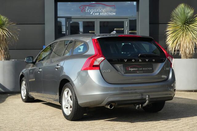 Volvo V60 2.0 D2 Polar+ 120pk Navigatie/PDC/Climate