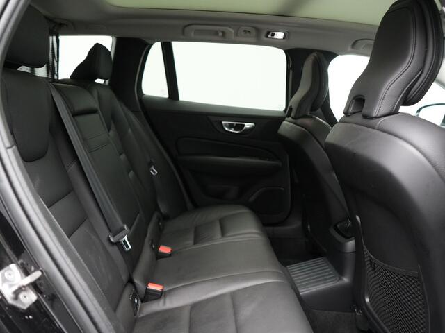 Volvo V60 2.0 T6 Recharge AWD Inscription Plug In Hybrid 350pk PHEV | Trekhaak Af Fabriek | Panodak | Adaptive Cruise | Adaptive LED | Harman & Kardon | Lederen Sportstoelen Memory & Verwarmd | Blis | Apple Carplay | Pilot Assist | Navigatie | Virtual |