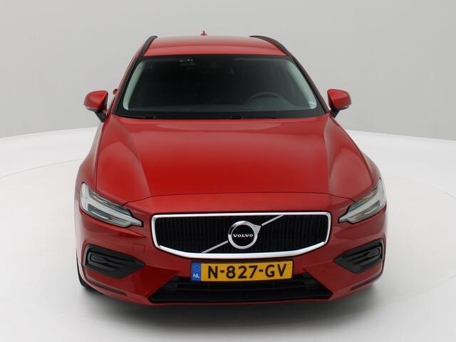 Volvo V60 2.0 B3 Momentum Advantage