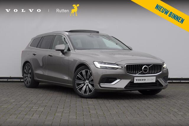 Volvo V60 T6 340PK Automaat Recharge AWD Inscription / Panoramadak / BLIS / Parkeersensoren met camera / Elektrische achterklep / Stoel - en stuurwielverwarming / Getint glas / Adaptieve cruise control