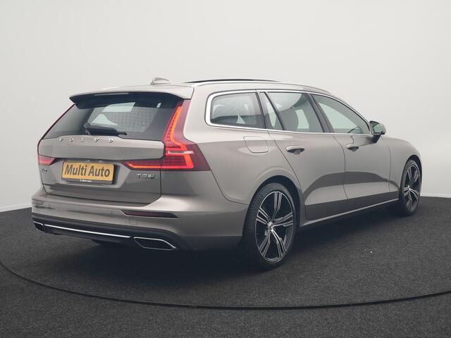 Volvo V60 T8 Twin Engine AWD Inscription Plug In Hybrid 390pk Dealer O.H. PHEV | Trekhaak Af Fabriek | Panodak | Adaptive Cruise | Head Up | Harman & Kardon | Lederen Sportstoelen Memory & Verwarmd | Blis | Pilot Assist | Spotify | Navigatie | Virtual | DAB |