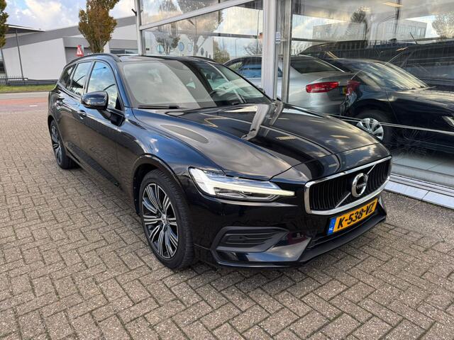 Volvo V60 2.0 B3 Momentum Advantage | 1e eigenaar | Automaat | Cruise control | Keyless entry | Navigatiesysteem | APK tot 26-03-2027 | NAP |