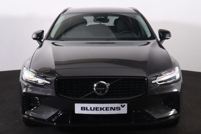 Volvo V60 T6 Recharge AWD Plus Dark - IntelliSafe Assist & Surround - 360º Camera - Harman/Kardon audio - Adaptieve LED koplampen - Verwarmde voorstoelen, stuur & achterbank - Parkeersensoren voor & achter - Elektr. bedienb. voorstoelen met geheugen - Extra getint 