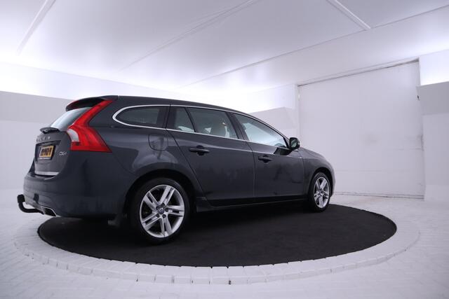 Volvo V60 2.4 D6 Twin Engine R-Design Leer, Memory, Navigatie, Climate,