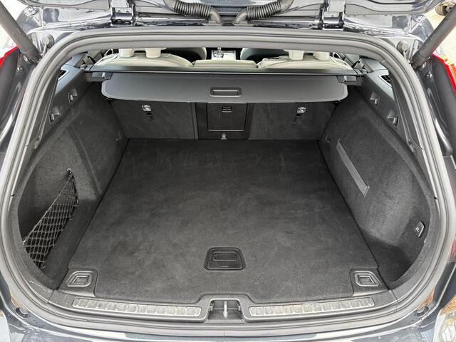 Volvo V60 2.0 T5 Inscription | Trekhaak | Schuif/open dak | Harman Kardon | Full Leder |