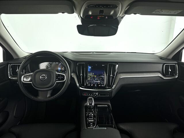 Volvo V60 T6 Recharge AWD Inscription | Panoramadak | Head-up Display | 360º camera | Stoel- en Stuurverwarming | Harman Kardon | Trekhaak