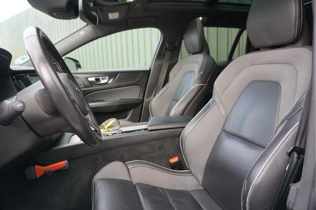 Volvo V60 2.0 B3 R-Design Automaat + Panoramadak/ 19inch/ LED/ Leer/ 360 camera/ Head-Up display/ Schitterend/ Garantie!