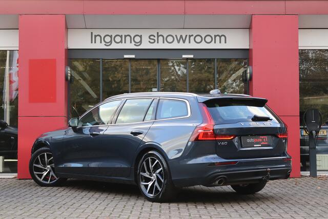Volvo V60 2.0 T4 Momentum Pro | Leder | Camera | Winter Pakket | Trekhaak | Origineel NL |