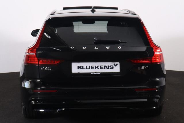 Volvo V60 B4 Plus Dark - Panorama/schuifdak - IntelliSafe Assist & Surround - 360º Camera - Harman/Kardon audio - Adaptieve LED koplampen - Verwarmde voorstoelen, stuur & achterbank - Parkeersensoren voor & achter - Elektr. bedienb. voorstoelen met geheugen - Draad