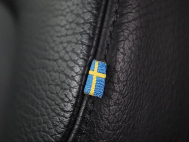 Volvo V60 2.0 T6 Recharge AWD Inscription | Panoramadak | Leder | 360 Camera | Stoelverwarming | Head-Up | Carplay | Memory | Adaptive cruise | Navigatie | Full LED | PHEV | Plug In