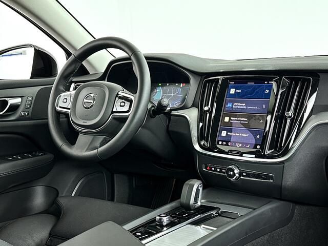 Volvo V60 B4 Aut. Plus Dark | Parkeercamera | Stoel- en stuurverwarming | Trekhaak