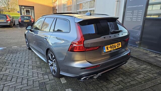 Volvo V60 2.0 B3 R-Design