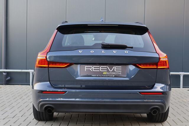 Volvo V60 2.0 B3 Momentum Advantage | Automaat | Leer | Stoelverwarming | Camera | 1e eigenaar | Dealer onderhouden