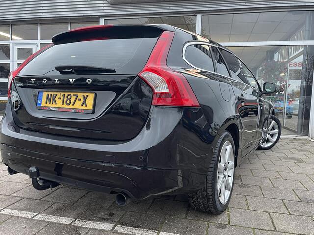 Volvo V60 1.5 T2 Nordic+ /Automaat/Cruise/Climate/Navi/Stoelverw./Trekhaak/2017/