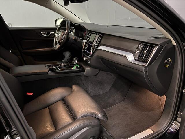 Volvo V60 2.0 T8 Recharge AWD R-Design