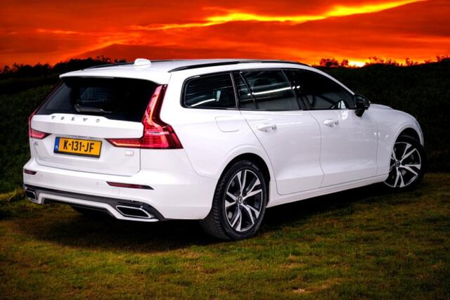 Volvo V60 2.0 T8 AWD 287kW/390pk Aut8 Recharge R-Design ADAPT.CRUISE + NAVI SENSUS + BLIS+ LANE ASSIST + MEMORY STOEL + KEYLESS ENTRY&GO + SPORTSTOELEN + LEDER/GAASSTOF + STANDKACHEL + ON-CALL + PARKSENSOREN + 18" LM-VELGEN!!