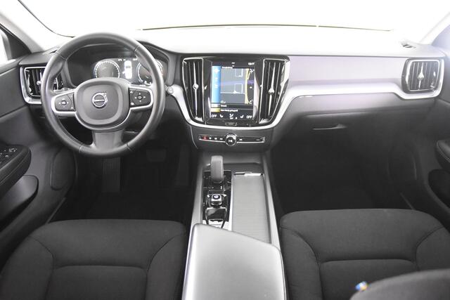 Volvo V60 2.0 B3 Momentum *1ste Eigenaar*Panoramadak*Stoelverwarming*Navigatie*