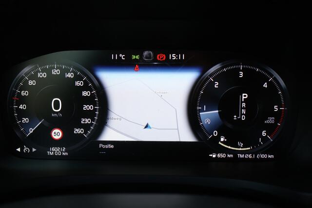 Volvo V60 2.0 D3 Momentum | Origineel NL | Trekhaak | Cruise Control | Navigatie | Climate Control |