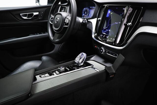 Volvo V60 2.0 B3 Inscription | PANORAMADAK | STUURVERWARMING | DAB | APPLE | CAMERA