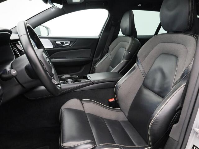 Volvo V60 2.0 T6 Plug-in hybrid AWD Ultimate Bright LONG RANGE | PANO | B&W | HUD | CAMERA | MEMORY | KEYLESS | STOEL- EN STUURVERW.