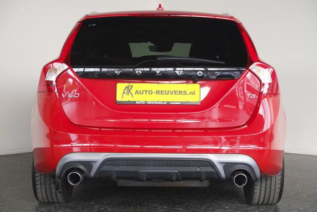 Volvo V60 2.0 T4 R-Design / Opendak / Leder / Navi / Cam / Trekhaak / org NL