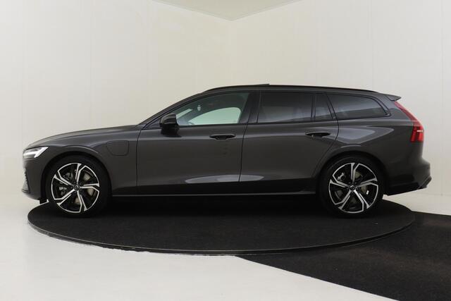Volvo V60 T6 PLUG-IN HYBRID AWD ULTRA DARK *VOL!* -PANO.DAK|BOWERS&WILKINS|GEVENT.LEDER+MASSAGE|360°CAM|PRIVACY.GLAS|BLACK.BADGE|19"